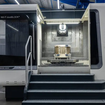 DMG MORI DMU 160 P duoBLOCK