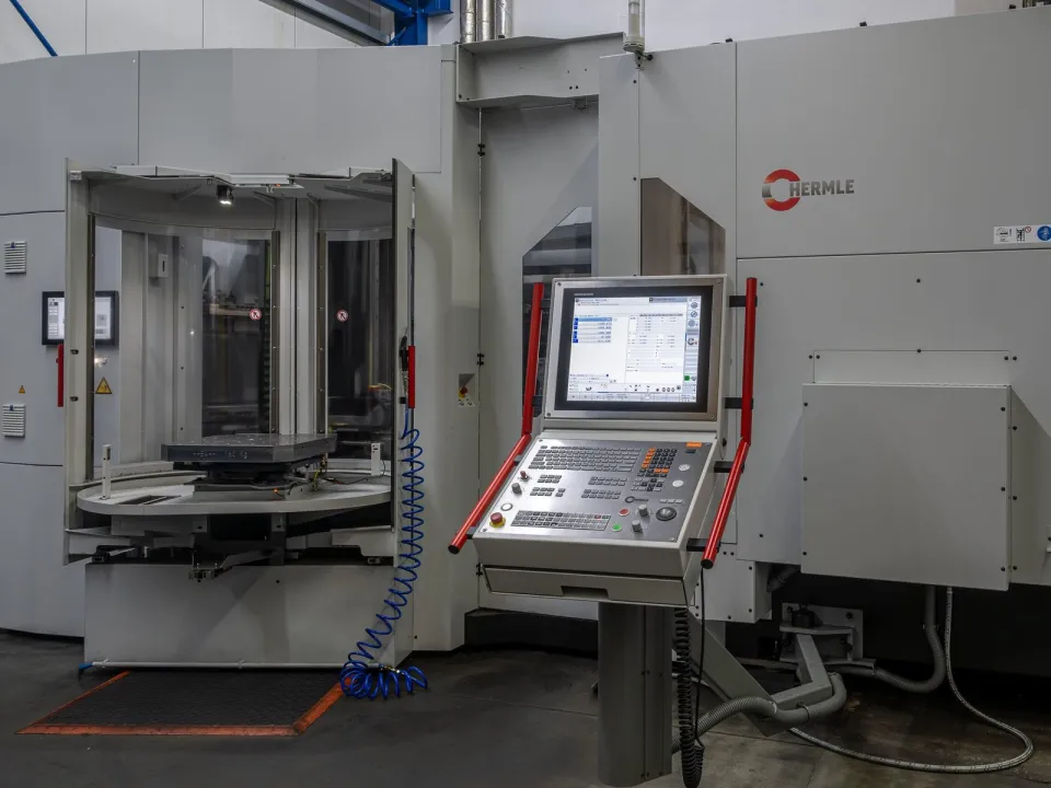 5-Achs-Bearbeitungszentrum Hermle C650 U mit Palettenwechsler