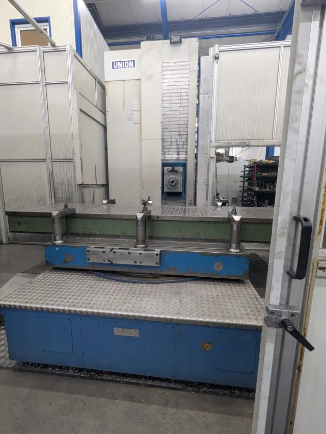 Union KCR 150, Ständer mit Spindel und Tisch